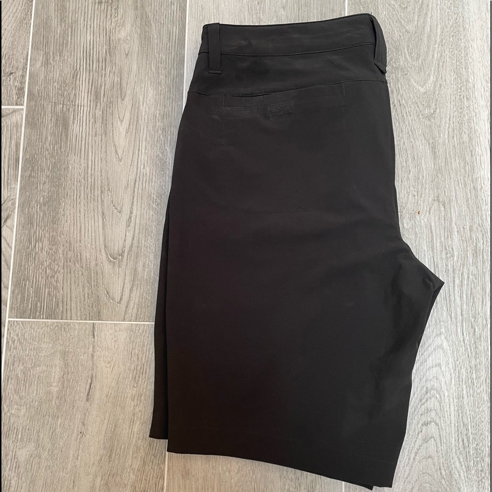 Eddie Bauer Black Hiking shorts - Picture 3 of 8